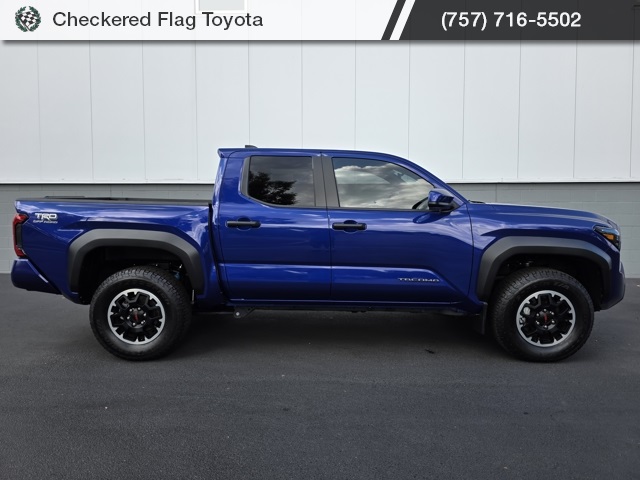 2025 Toyota Tacoma TRD Off-Road photo 9
