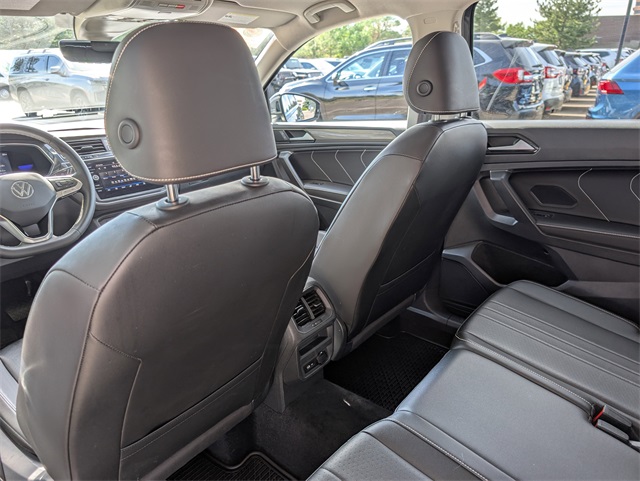 2022 Volkswagen Tiguan SE photo 12