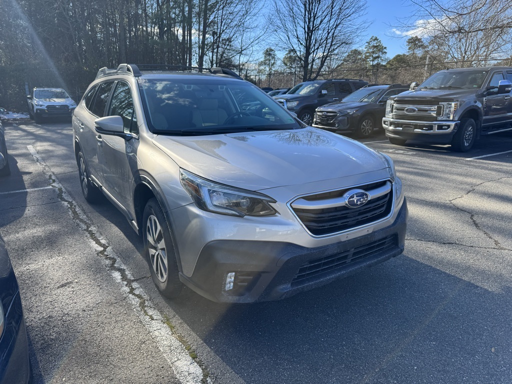 2020 Subaru Outback Premium's photo