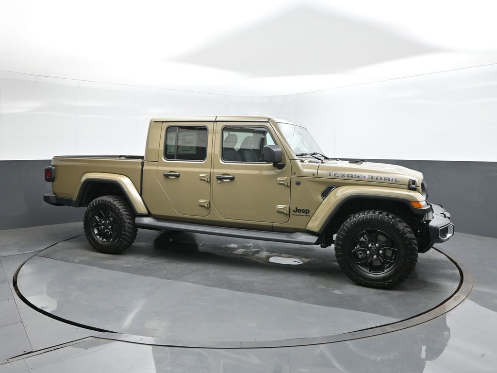 2025 Jeep Gladiator Texas Trail photo 16