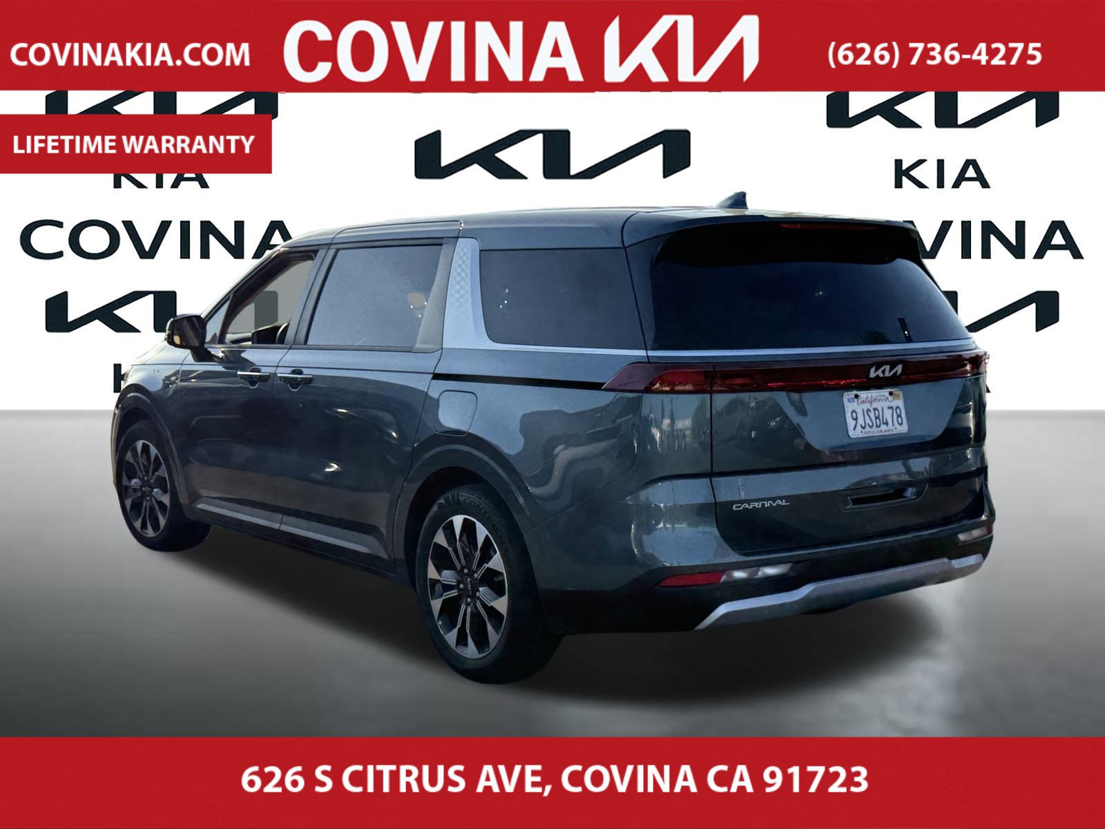 2024 Kia Carnival EX photo 3
