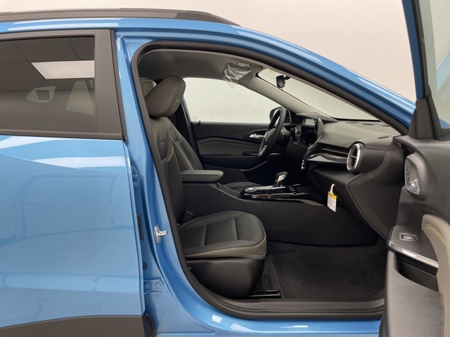 2025 Chevrolet Trax ACTIV photo 13