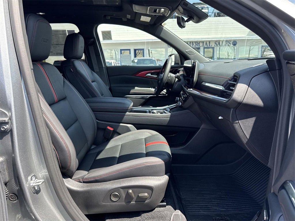 2026 Chevrolet Traverse RS photo 29