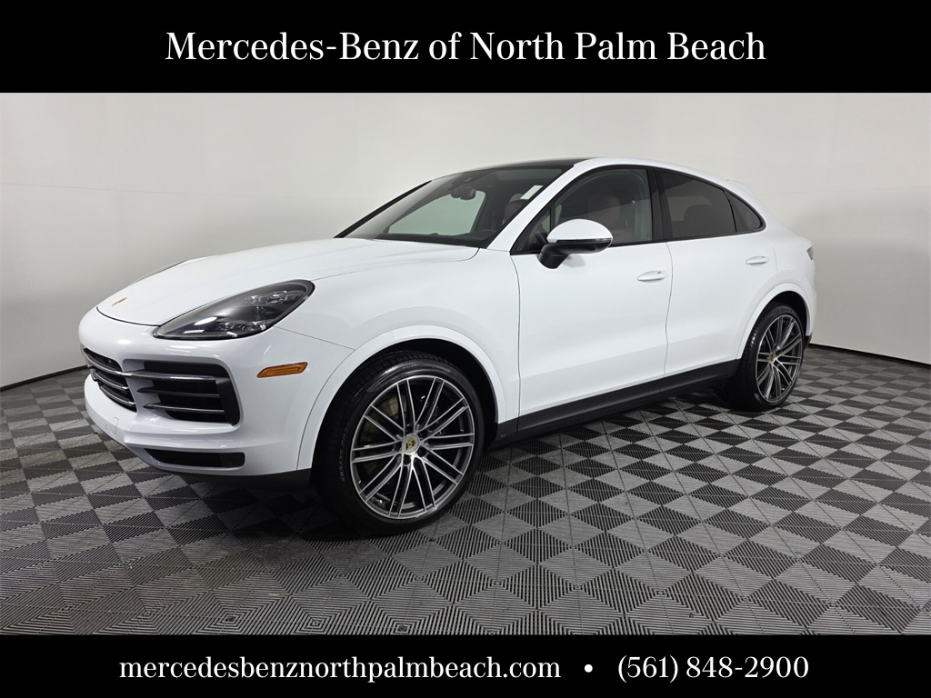 2023 Porsche Cayenne Coup Platinum Edition's photo