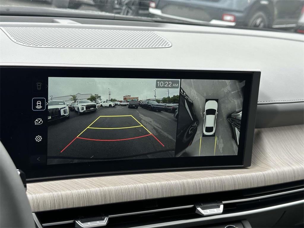 2025 Hyundai Sonata Hybrid Limited photo 4