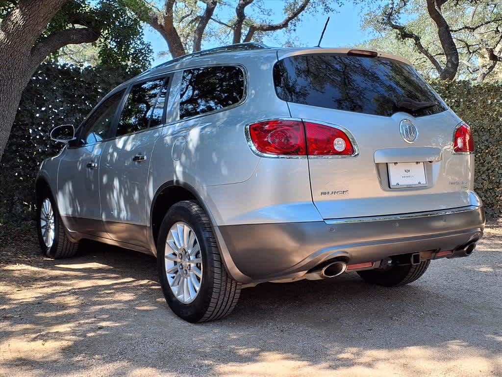2011 Buick Enclave CXL photo 4