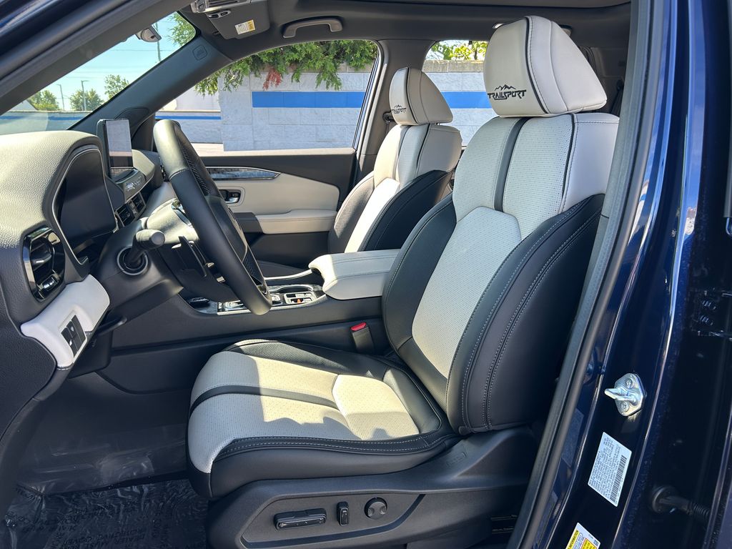 2026 Honda Passport TrailSport Elite photo 16