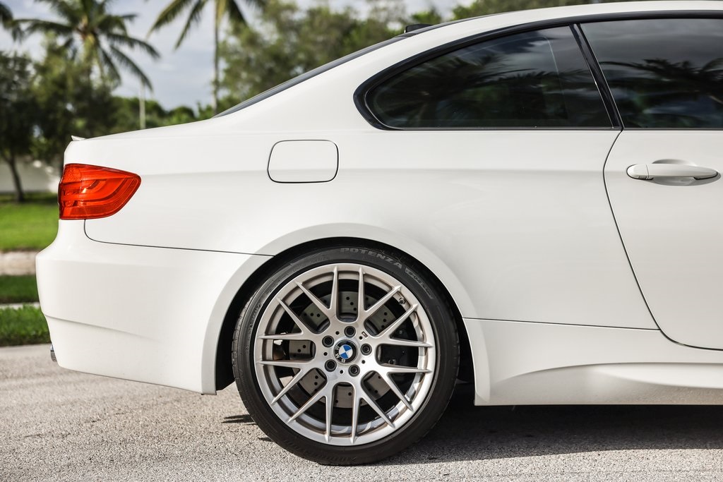 2013 Bmw M3 3 photo 9