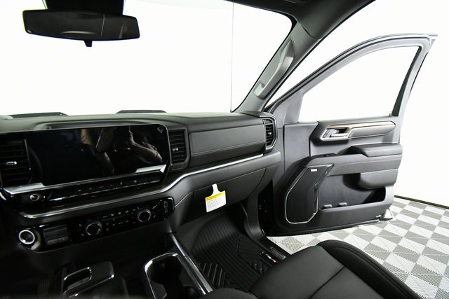 2025 Chevrolet Silverado 1500 LT Trail Boss photo 19
