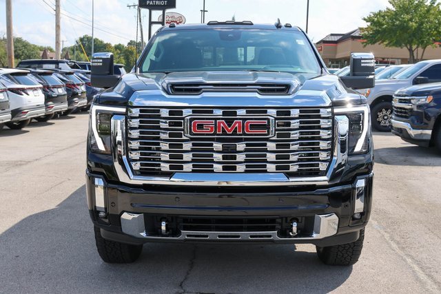 2026 Gmc Sierra 2500 HD Denali photo 2