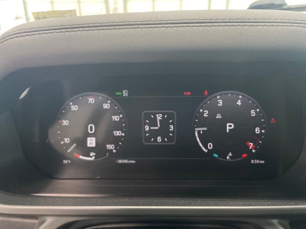 2024 Land Rover Defender 90 X-Dynamic SE photo 19
