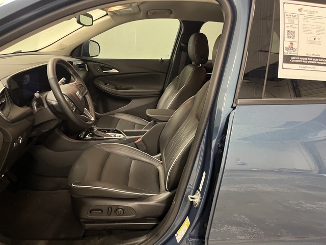 2024 Buick Encore GX Avenir photo 16