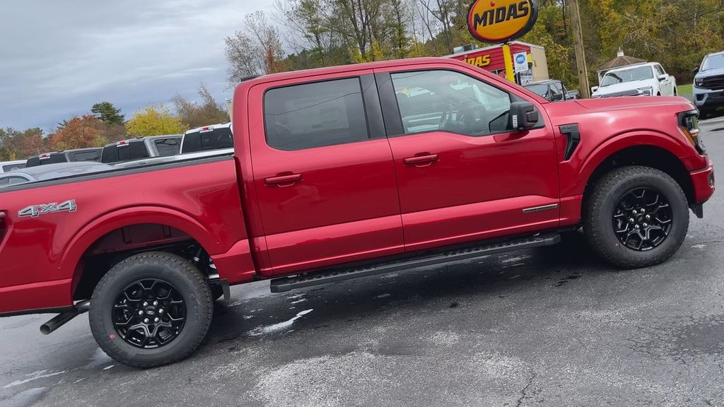 2025 Ford F-150 XLT photo 4