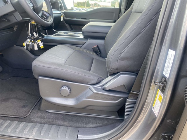 2025 Ford F-150 STX photo 11