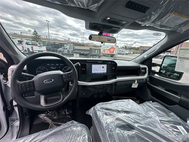 2025 Ford F-250 XL photo 11