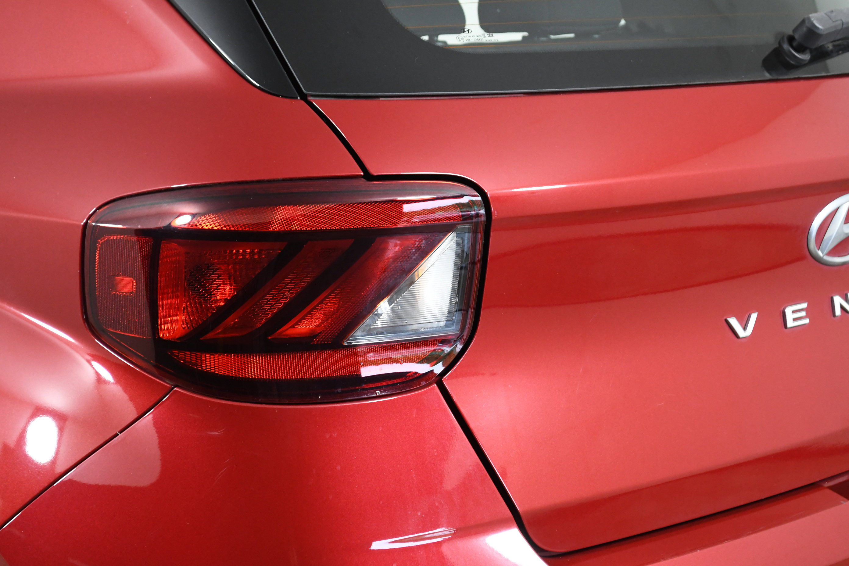 2022 Hyundai Venue SE photo 28