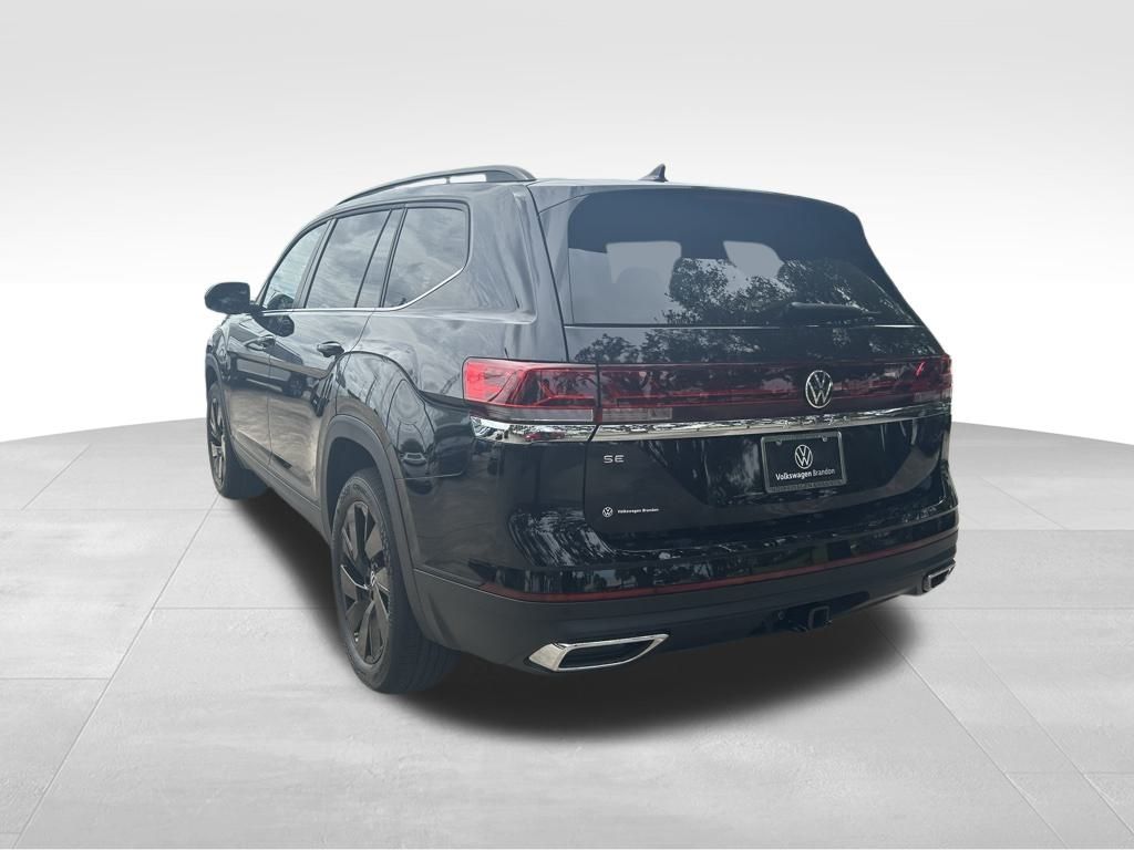 2026 Volkswagen Atlas SE Technology photo 3