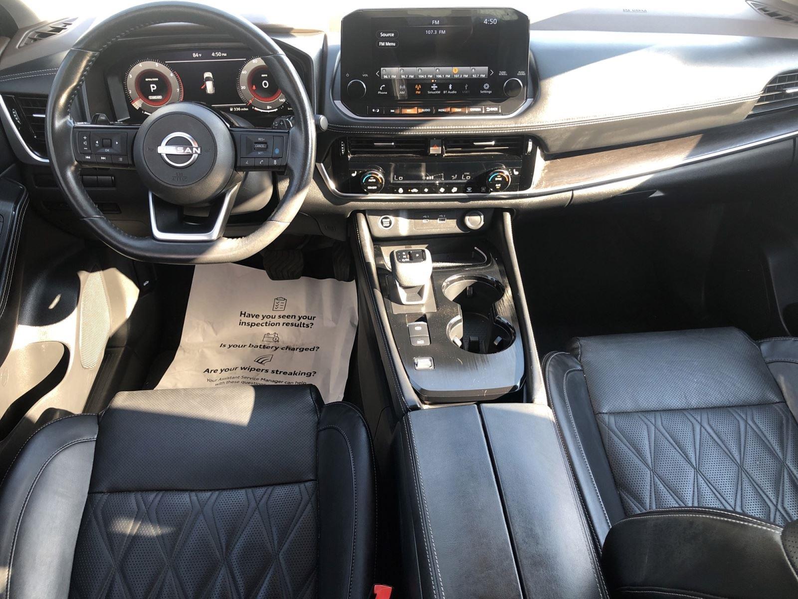 2023 Nissan Rogue Platinum photo 10