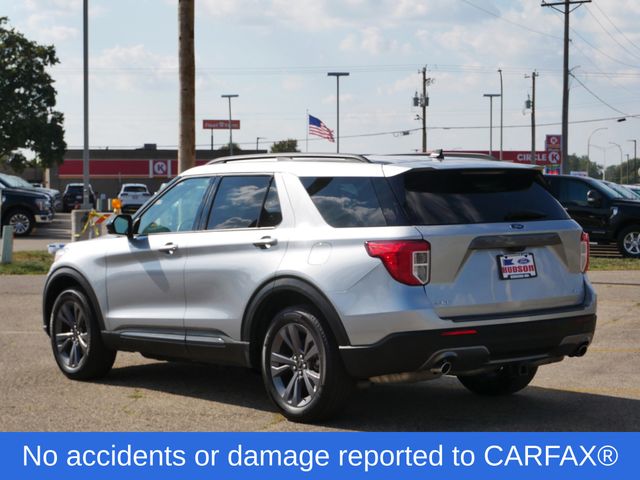 2022 Ford Explorer XLT photo 2