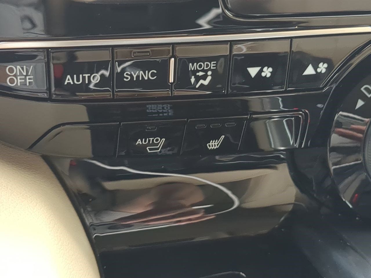 2025 Acura MDX SH-AWD photo 25