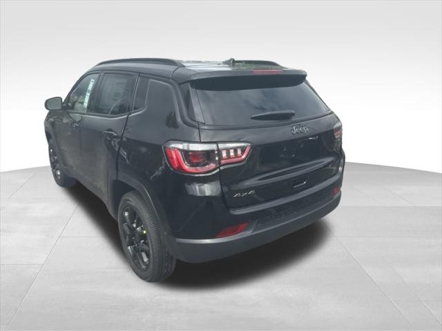 2026 Jeep Compass Latitude photo 9