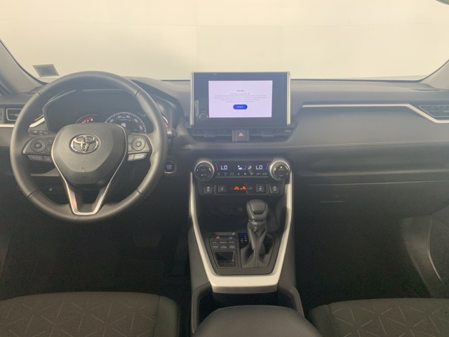 2023 Toyota RAV4 XLE photo 10