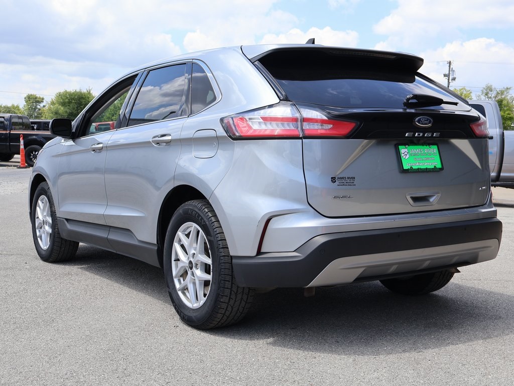 2024 Ford Edge SEL photo 3