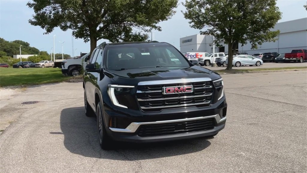 2025 Gmc Acadia Elevation photo 2