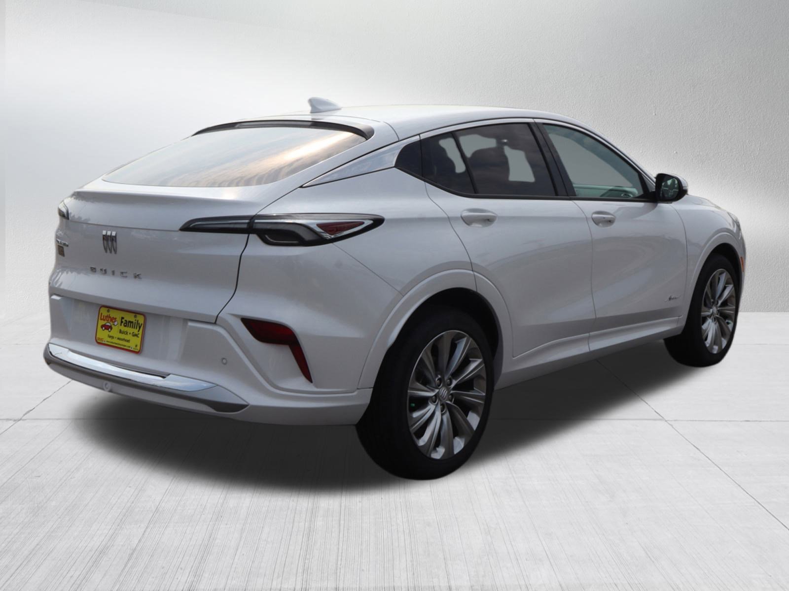 2025 Buick Envista Avenir photo 7