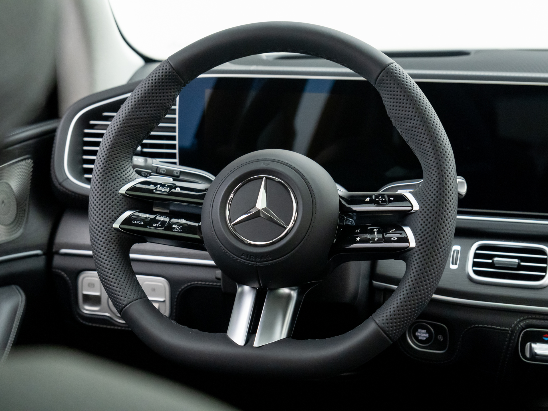 New 2024 MercedesBenz GLS GLS 580 4D Sport Utility in Barrington