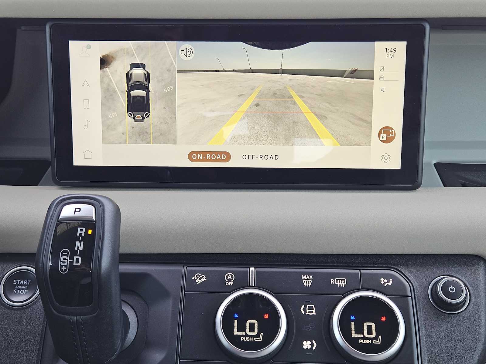 2022 Land Rover Defender X-Dynamic S photo 24