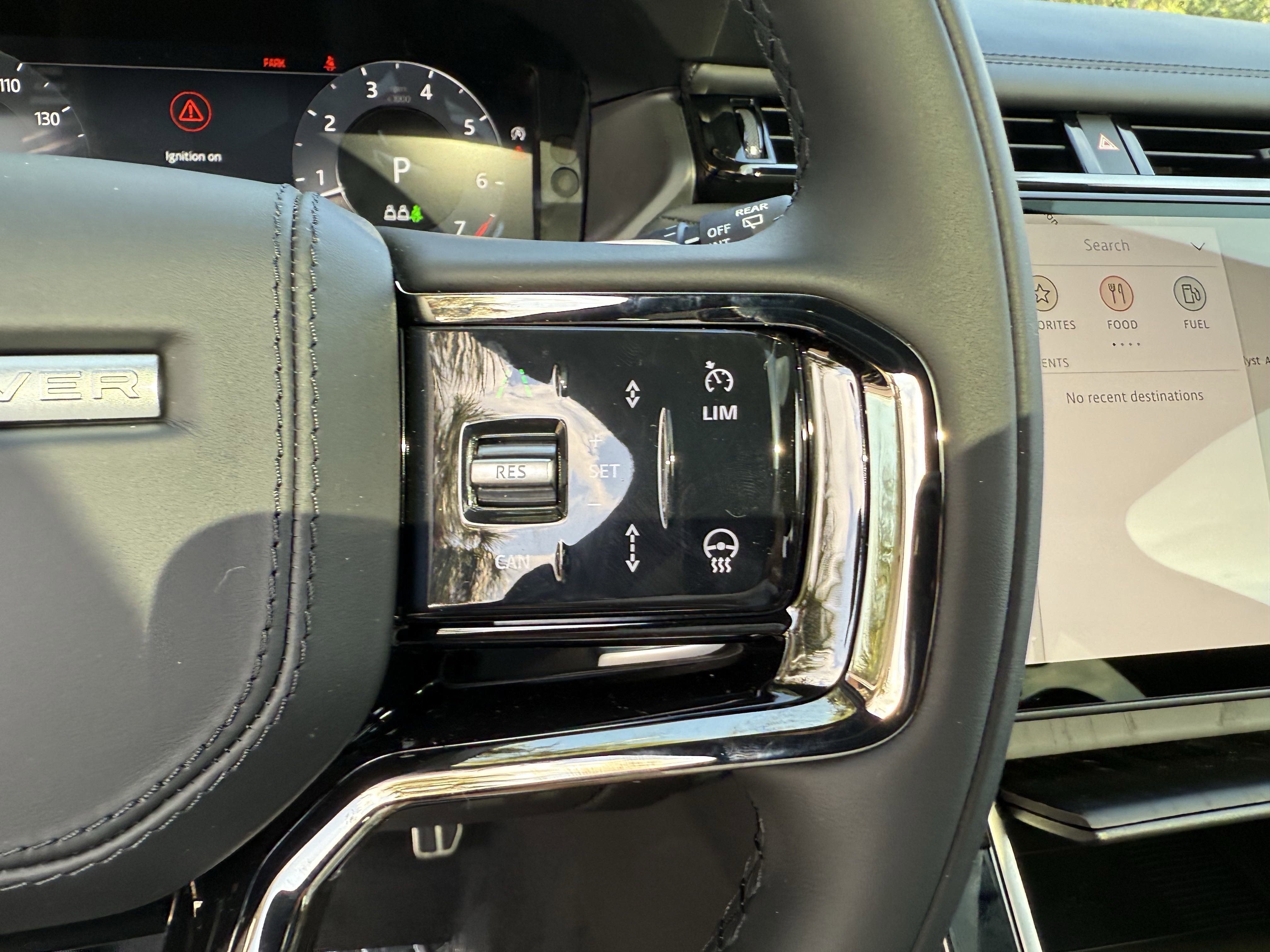 2026 Land Rover Range Rover Velar SE photo 15