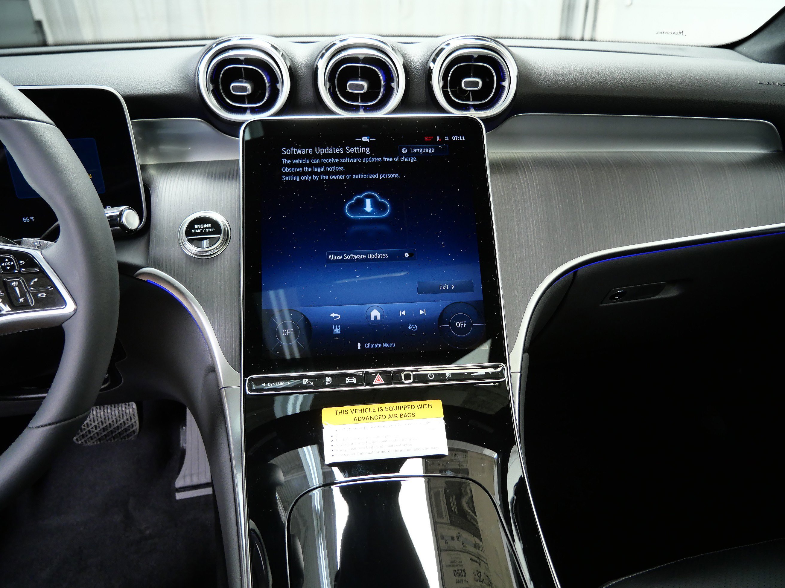 2026 Mercedes Benz GLC 350e 4MATIC photo 9