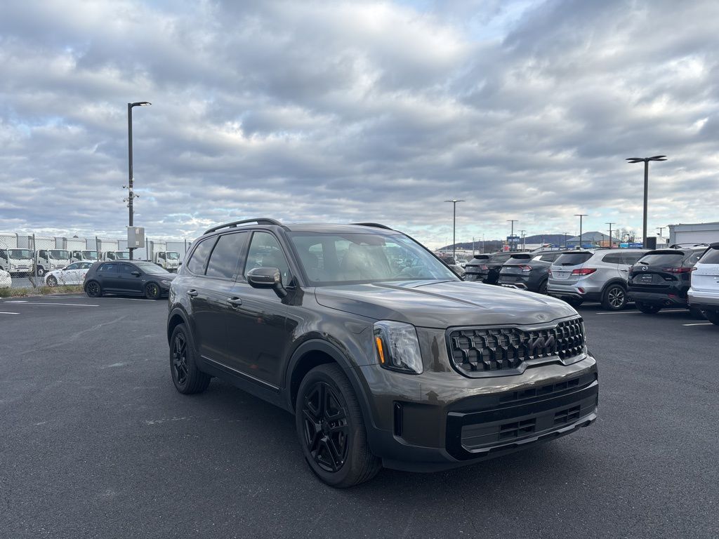 2025 Kia Telluride EX X-Line's photo