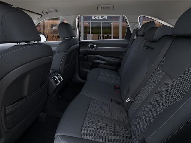 2025 Kia Sorento LX photo 17