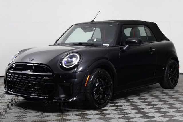 2026 MINI Convertible S's photo
