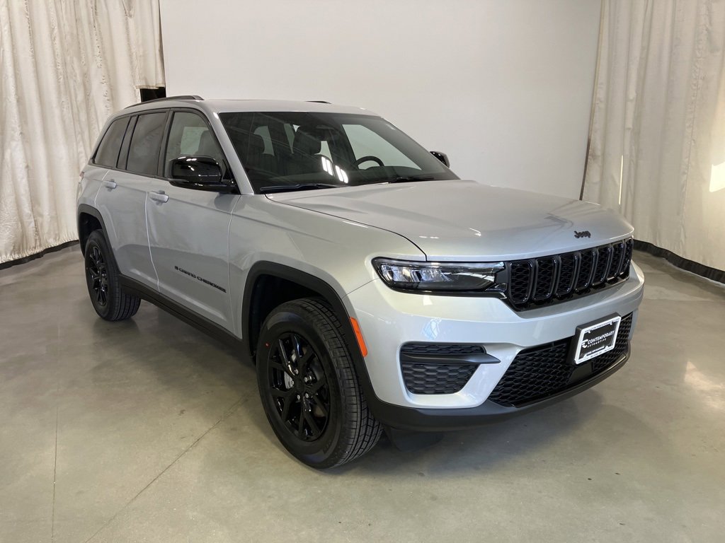 2025 Jeep Grand Cherokee Altitude's photo