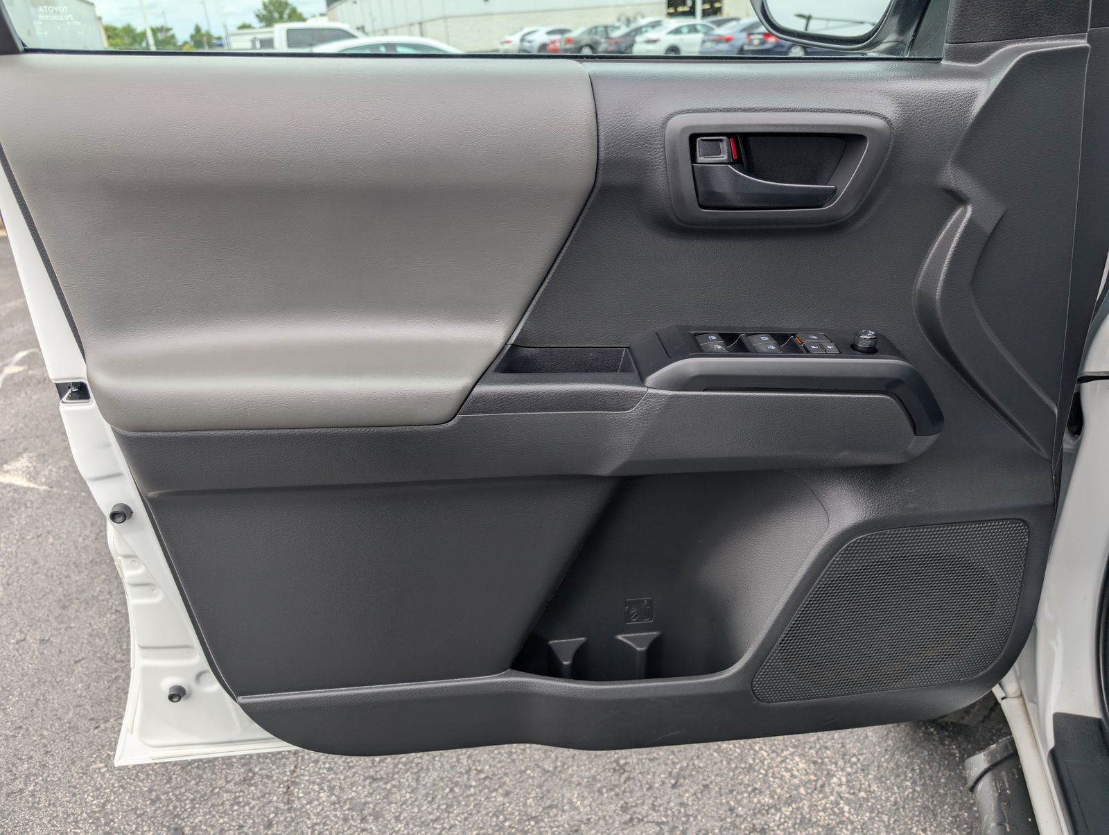 2023 Toyota Tacoma SR 4x4 Double Cab photo 11