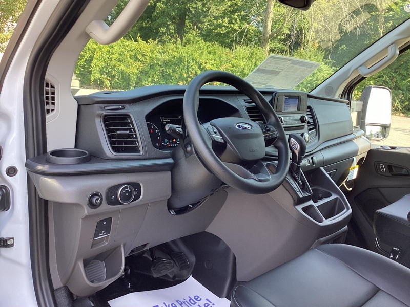 2025 Ford Transit photo 22