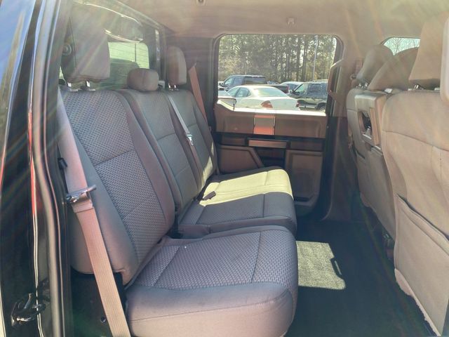 2015 Ford F-150 XLT photo 35