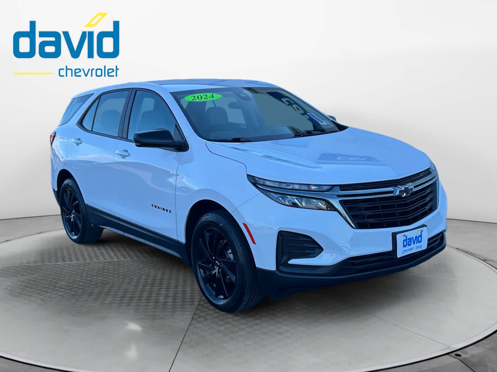 2024 Chevrolet Equinox LS photo 2