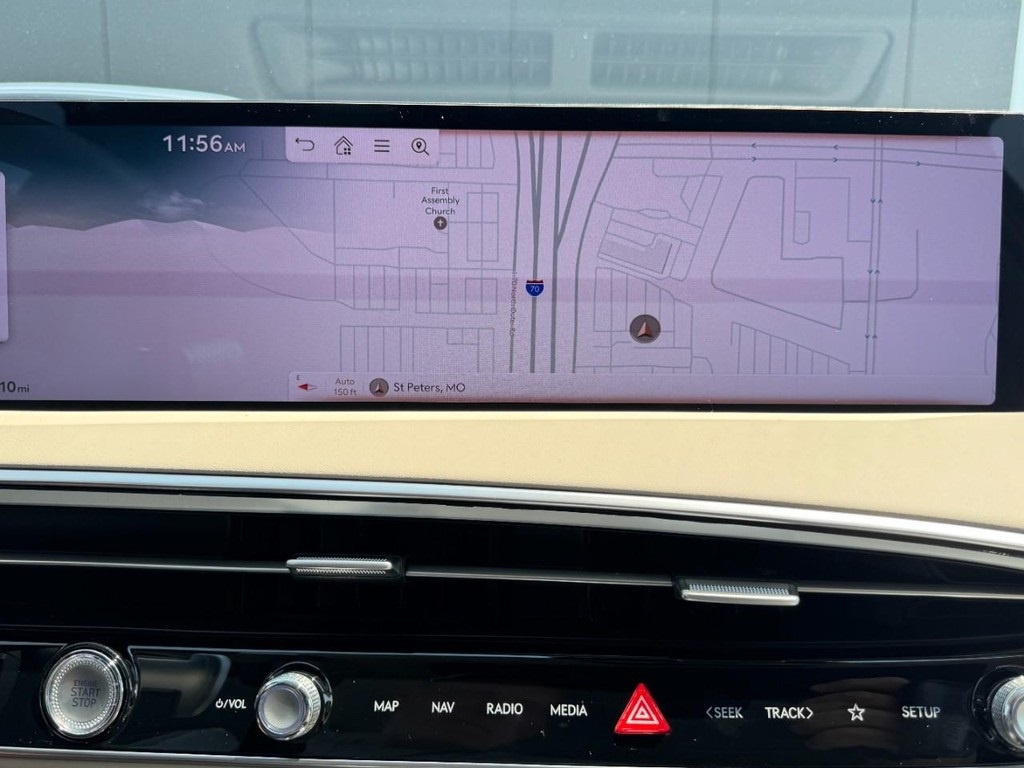 2026 Genesis GV70 2.5T Select photo 14