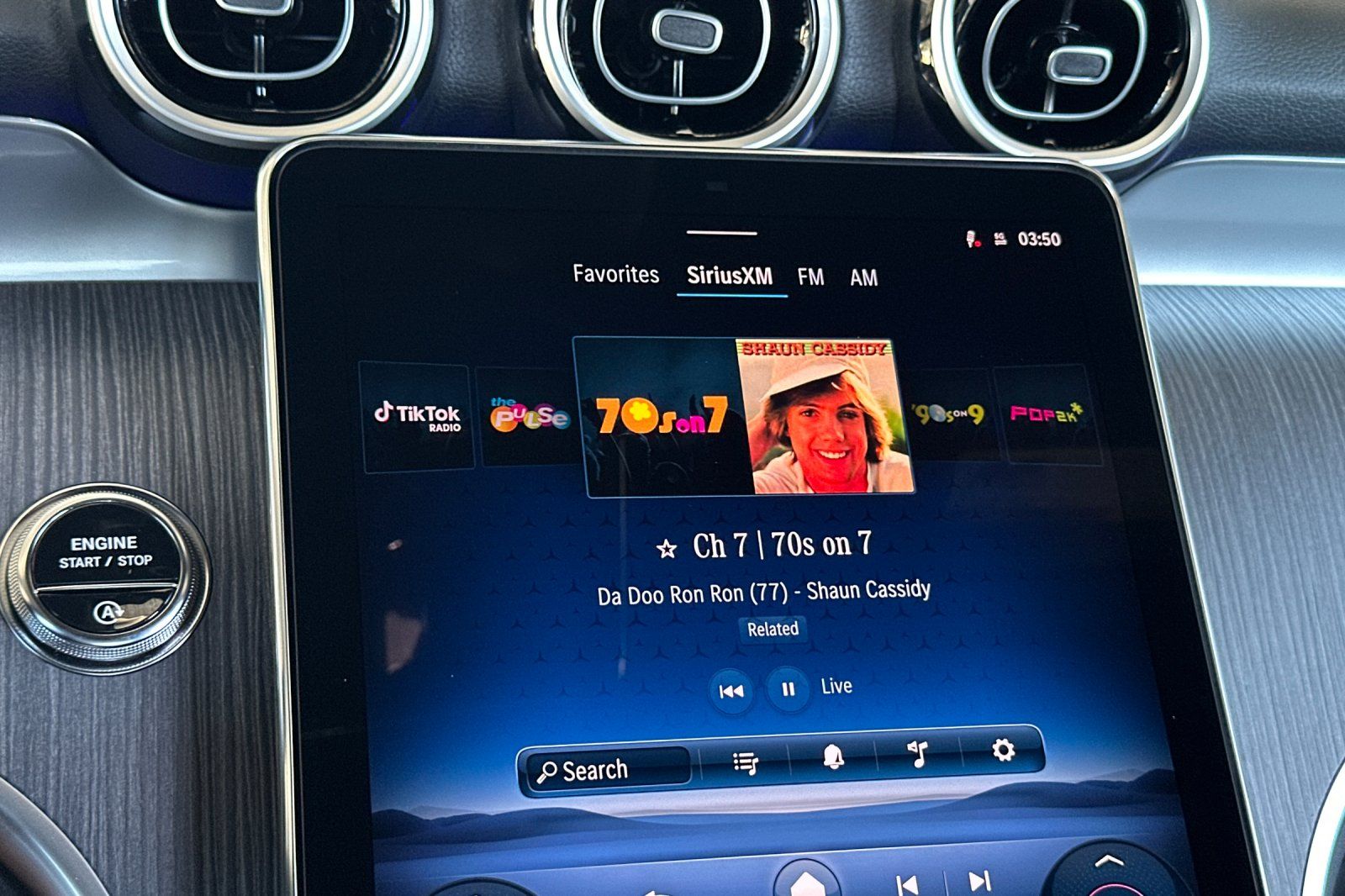 2026 Mercedes Benz GLC 300 photo 30