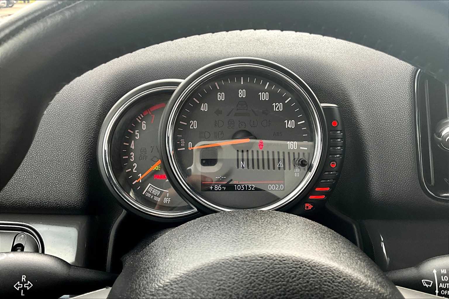 2017 Mini Countryman photo 24