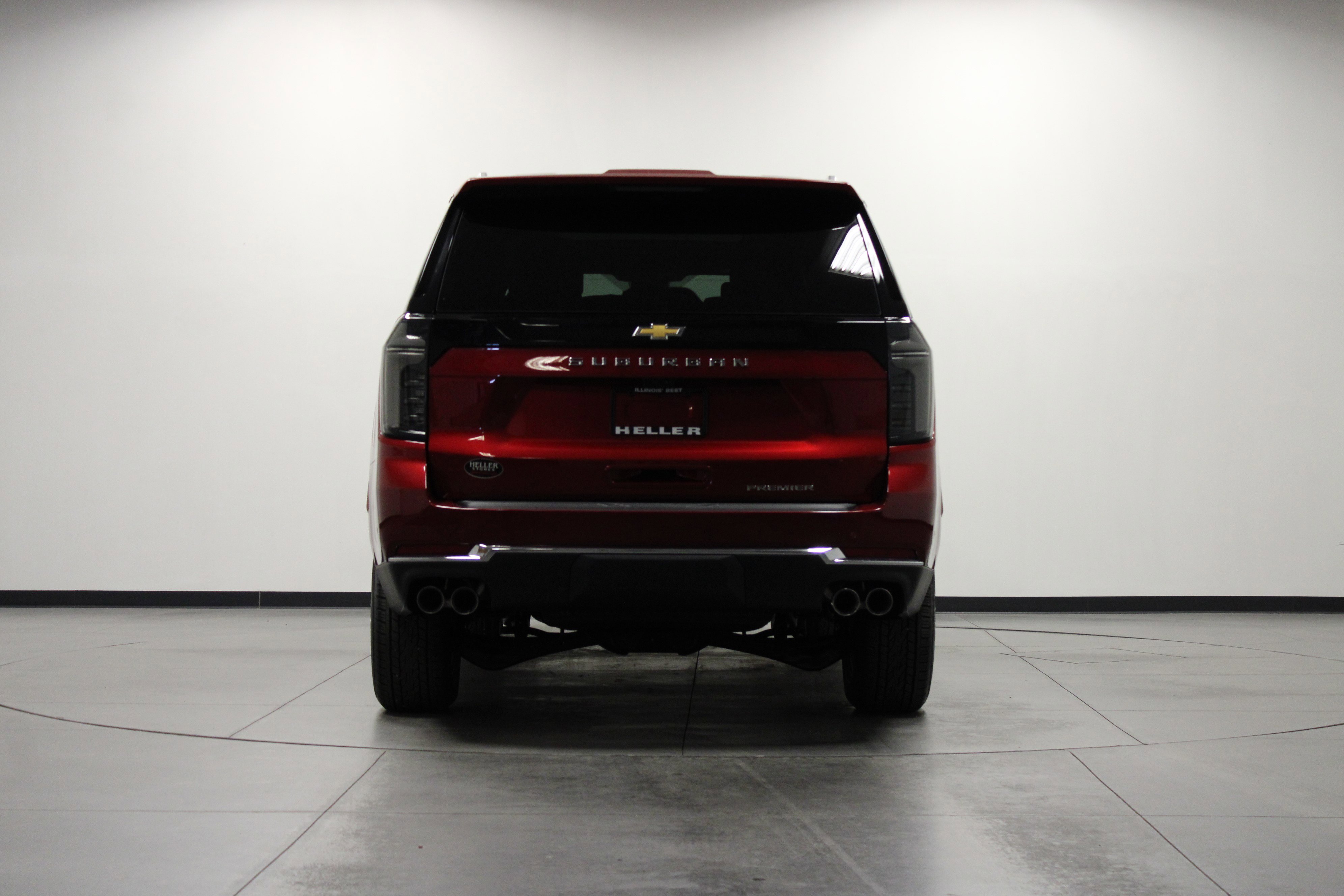 2025 Chevrolet Suburban Premier photo 4