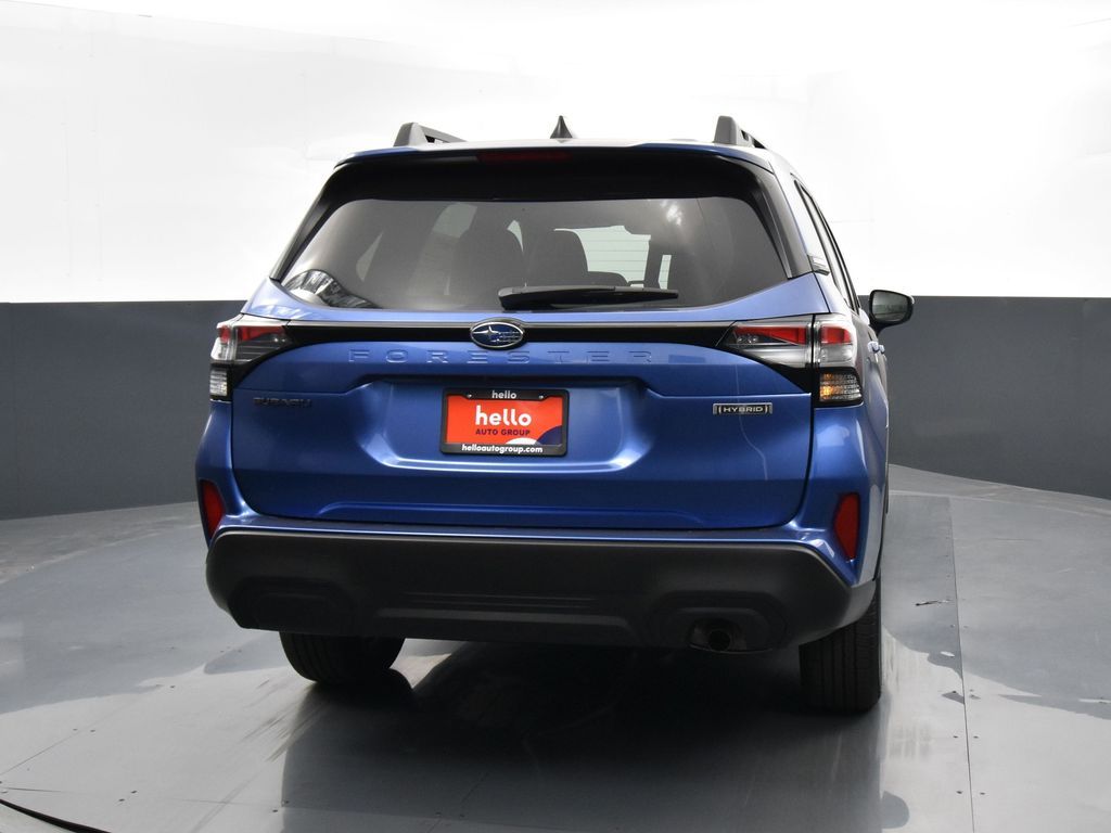 2025 Subaru Forester Premium photo 27