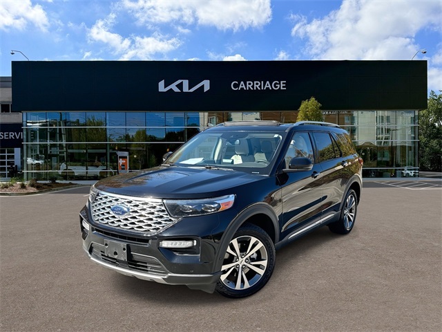 2020 Ford Explorer Platinum's photo