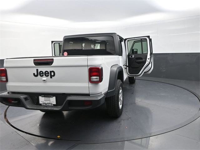 2023 Jeep Gladiator Sport photo 30