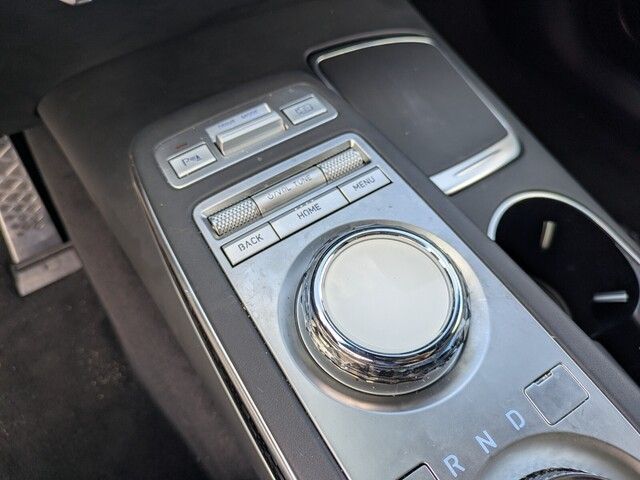 2024 Genesis GV70 3.5T Sport photo 21