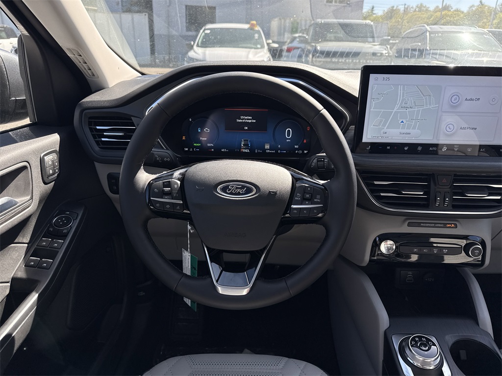 2024 Ford Escape Plug-In Hybrid photo 9